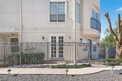 105 Detering Street, Houston, TX 77007 - Photo 3