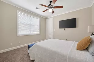 105 Detering St, Houston, TX 77007 - Photo 33
