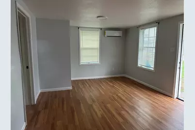1016 W 5th Street #1014, Freeport, TX 77541 - Photo 5