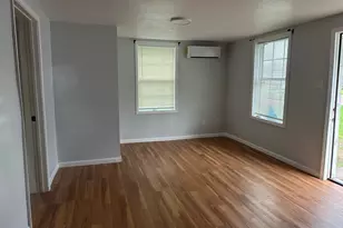1016 W 5th St, Freeport, TX 77541 - Photo 5