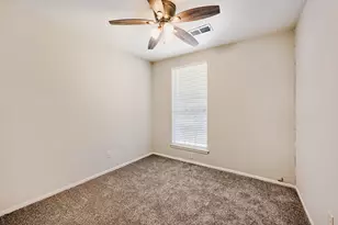 110 Stratmore Dr, Friendswood, TX 77546 - Photo 11