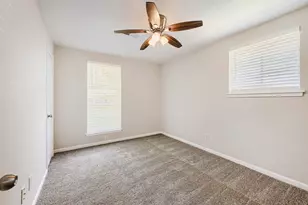 110 Stratmore Dr, Friendswood, TX 77546 - Photo 9