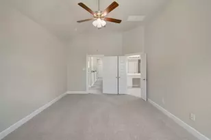 11404 Lucky Fls Dr, Houston, TX 77047 - Photo 11