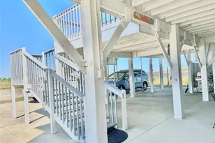 1256 E Canal Dr, Crystal Beach, TX 77650 - Photo 7