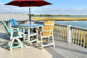 1256 E Canal Dr, Crystal Beach, TX 77650 - Photo 9