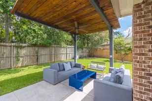 2 Arrow Feather Place, The Woodlands, TX 77389 - Photo 39