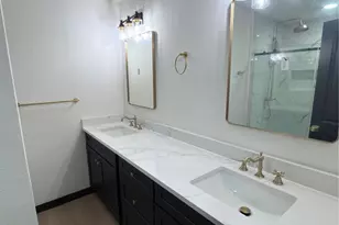 16800 Sugar Pine Dr, Houston, TX 77090 - Photo 7