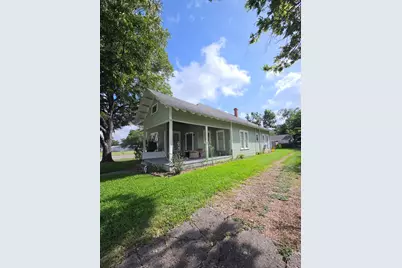 421 S La Salle, Navasota, TX 77868 - Photo 15