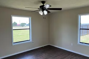 918 Fairway Dr, Navasota, TX 77868 - Photo 11