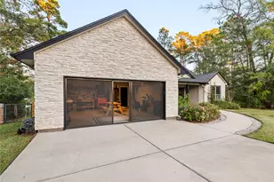 11523 Oak Springs Dr, Willis, TX 77378 - Photo 35