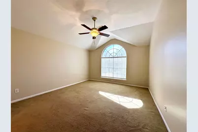 21489 Towerguard Drive, Kingwood, TX 77339 - Photo 7