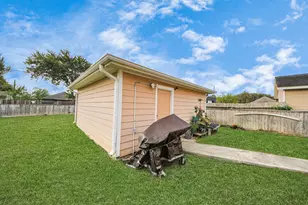 610 Missouri St, South Houston, TX 77587 - Photo 39