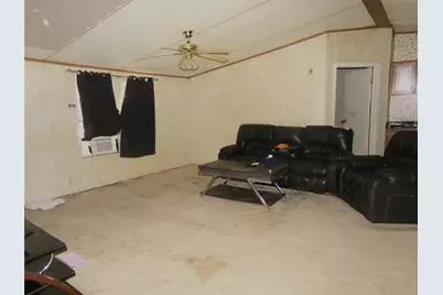 121 Lake Road, Riverside, TX 77320 - Photo 15