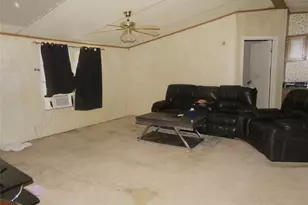121 Lake Rd, Riverside, TX 77320 - Photo 15