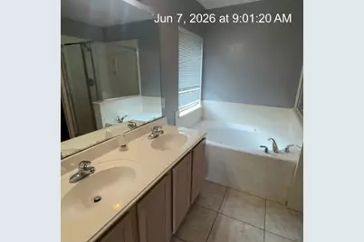 10310 Mills Run Drive, Houston, TX 77070 - Photo 5