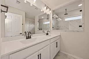 3405 Knighton Hill Dr, Houston, TX 77025 - Photo 39