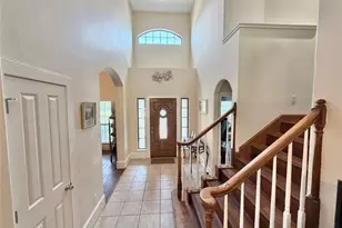 1113 Enchanted Oaks Dr, Angleton, TX 77515 - Photo 3