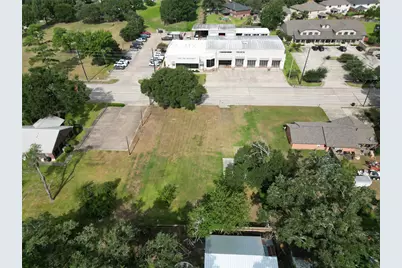 1402 Avenue D, Katy, TX 77493 - Photo 5