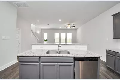 4423 Santorini Lane, Houston, TX 77045 - Photo 15