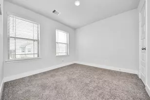 4423 Santorini Ln, Houston, TX 77045 - Photo 27