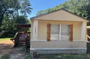 14235 E Ravine Run, Willis, TX 77318 - Photo 1