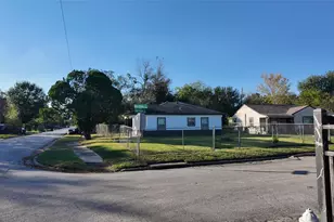 7358 Forrestal St, Houston, TX 77033 - Photo 21