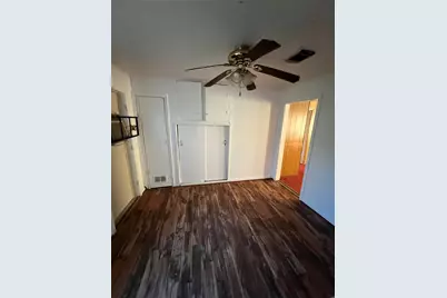 7358 Forrestal Street, Houston, TX 77033 - Photo 9