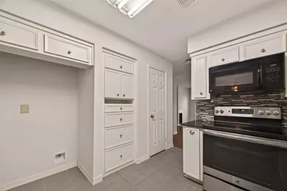 7655 S Braeswood Boulevard #47, Houston, TX 77071 - Photo 13