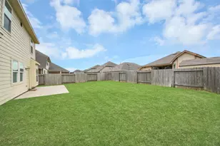 6527 Hunters Trace Ln, Baytown, TX 77521 - Photo 31