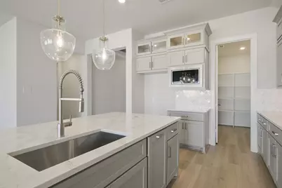 9719 Hunters Run Drive, Missouri City, TX 77459 - Photo 11