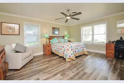 124 S Bay Boulevard, Palacios, TX 77465 - Photo 23