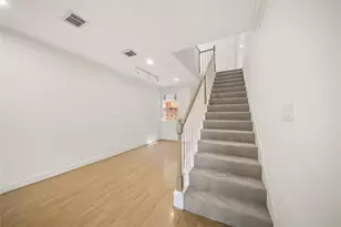 2014 McDuffie St, Houston, TX 77019 - Photo 9