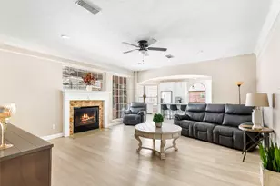 14326 Hartshill Dr, Houston, TX 77044 - Photo 11