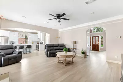14326 Hartshill Drive, Houston, TX 77044 - Photo 13