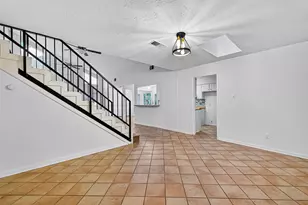 812 Fleetwood Pl Dr, Houston, TX 77079 - Photo 11