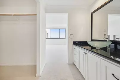 49 Briar Hollow Lane #1704, Houston, TX 77027 - Photo 13