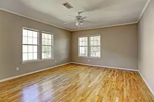 2424 Brun St, Houston, TX 77019 - Photo 3
