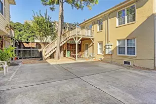 2424 Brun St, Houston, TX 77019 - Photo 13
