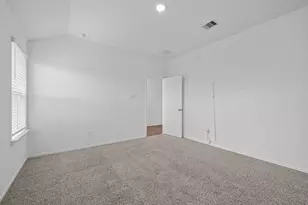 5710 Vintage Oakmont Dr, Spring, TX 77373 - Photo 9