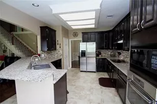 7114 Emerald Glen Dr, Sugar Land, TX 77479 - Photo 7