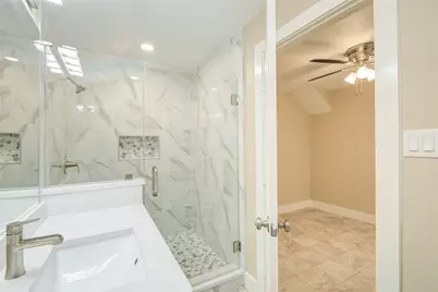 2306 19th Avenue N, Texas City, TX 77590 - Photo 25