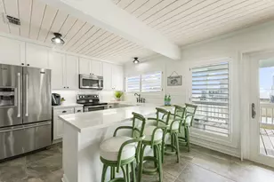 16634 Jamaica Beach Rd, Jamaica Beach, TX 77554 - Photo 13