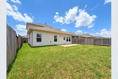 140 Kelly Street, Angleton, TX 77515 - Photo 31