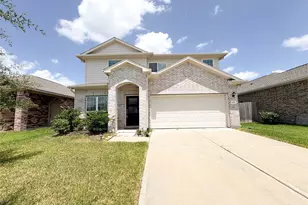 140 Kelly St, Angleton, TX 77515 - Photo 1