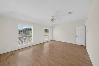 22522 Holly Lake Drive, Katy, TX 77450 - Photo 17