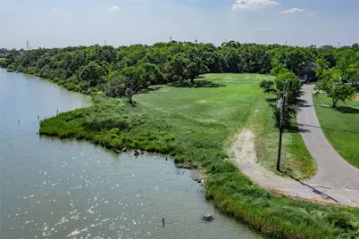 1917 Clopper Street, Seabrook, TX 77586 - Photo 5