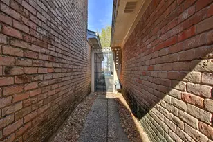 4619 Cashel Glen Dr, Houston, TX 77069 - Photo 31