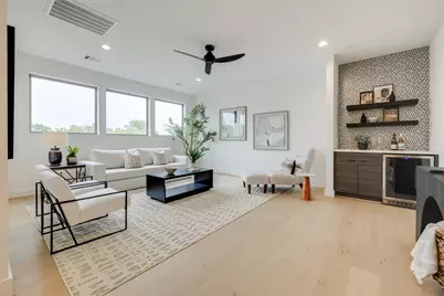 1634 Castle Court, Houston, TX 77006 - Photo 33