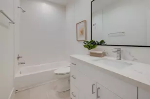 1634 Castle Ct, Houston, TX 77006 - Photo 35