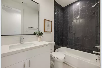 1634 Castle Court, Houston, TX 77006 - Photo 31